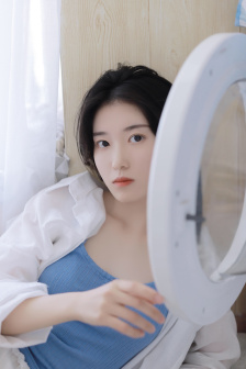 三个男人玩弄娇妻高潮